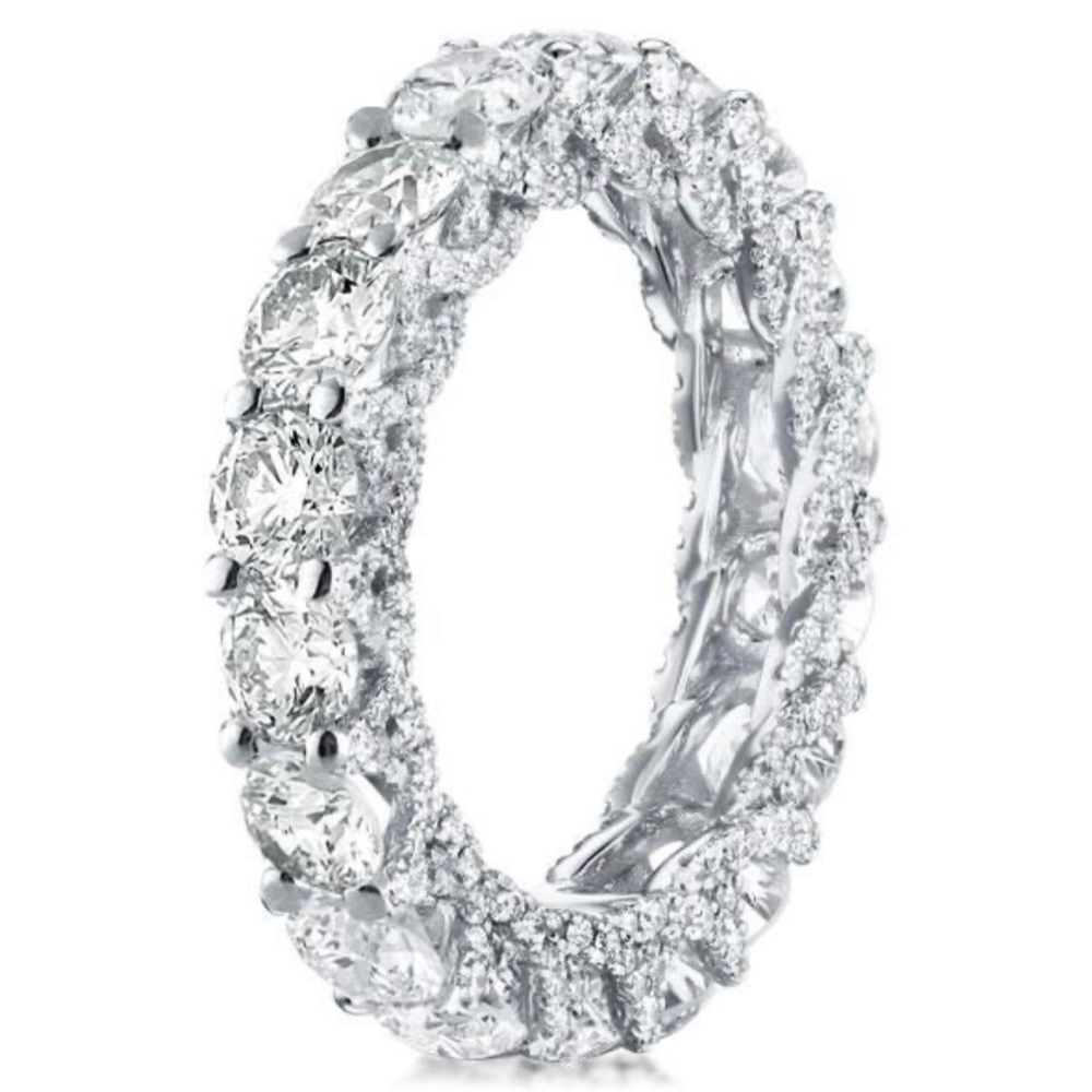 Italo Eternity Cross Prong Round Cut Wedding Band